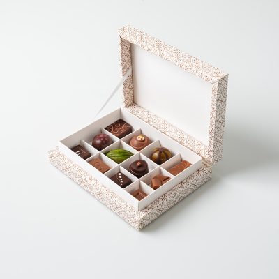 Chocolate Bless 12-piece Swiss chocolate gift box made with Portuguese products